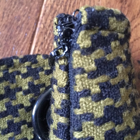 Houndstooth 21 inch skirt with side zipper size 12 - Picture 4 of 5